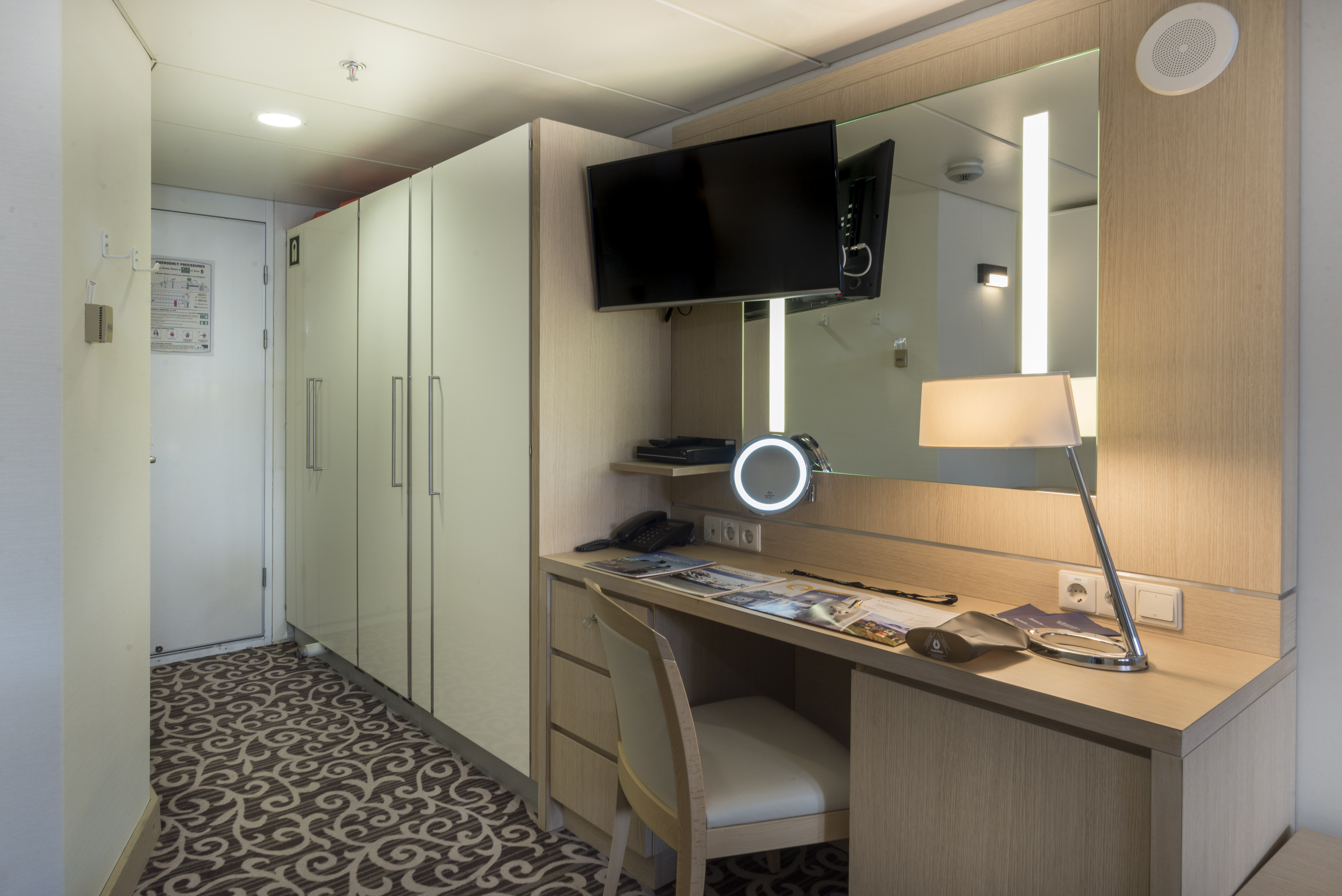 Quark Expeditions Ocean Diamond Single Porthole 4.jpg